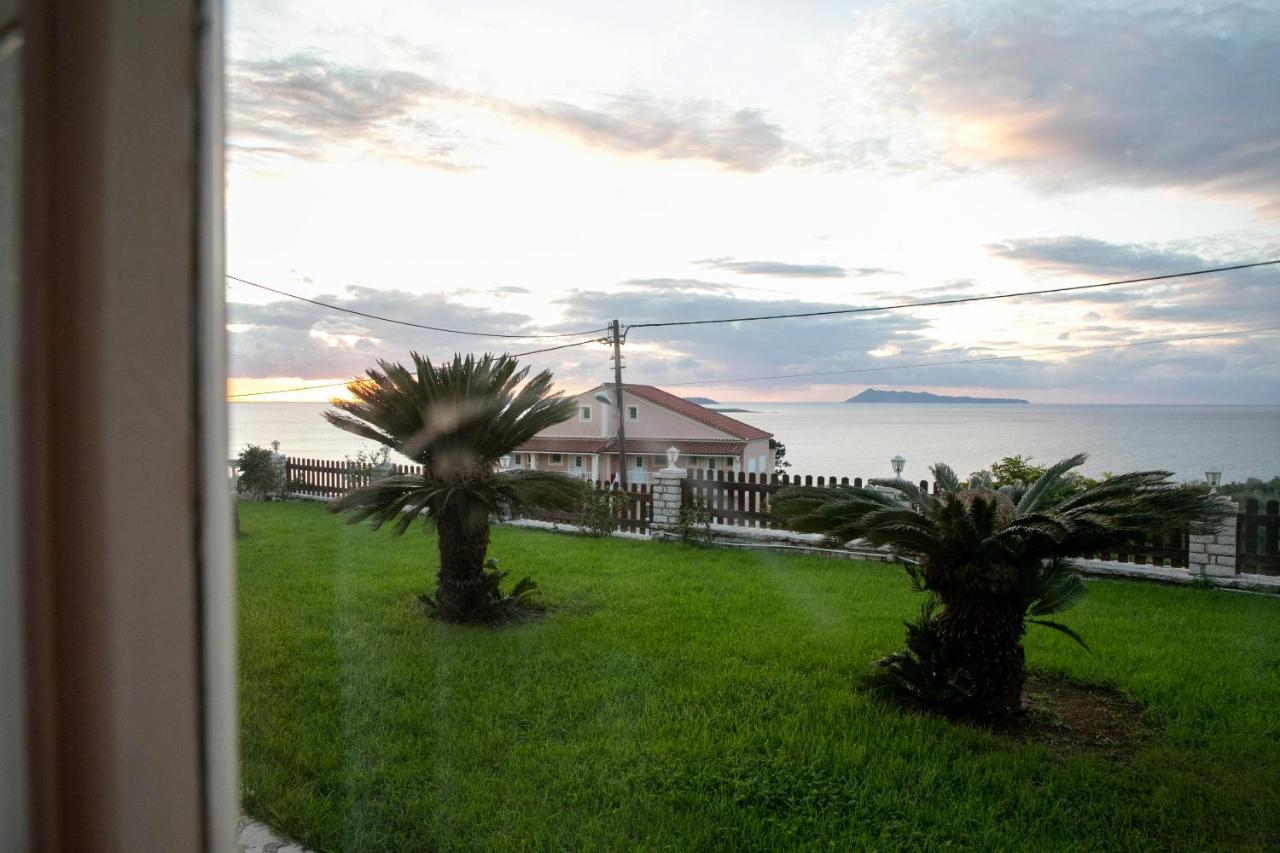 Villa Voula Агиос Стефанос Экстерьер фото